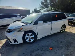 5TDKZ3DC8JS903578 2018 TOYOTA SIENNA