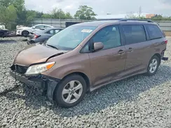 5TDKZ3DC8JS915696 2018 TOYOTA SIENNA
