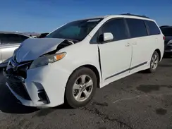 5TDKZ3DC8JS928366 2018 TOYOTA SIENNA