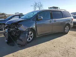 5TDKZ3DC8JS948200 2018 TOYOTA SIENNA
