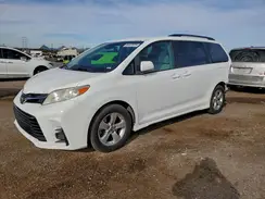 5TDKZ3DC8JS953252 2018 TOYOTA SIENNA