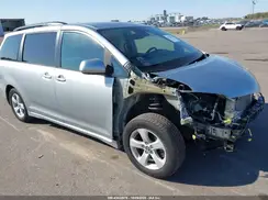 5TDKZ3DC8KS007279 2019 TOYOTA SIENNA