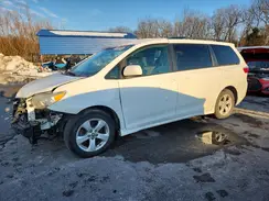 5TDKZ3DC8KS013356 2019 TOYOTA SIENNA