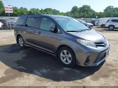 5TDKZ3DC8KS014426 2019 TOYOTA SIENNA