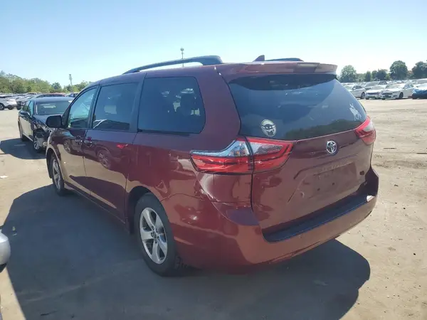 5TDKZ3DC8LS041367 2020 TOYOTA SIENNA - Image 2