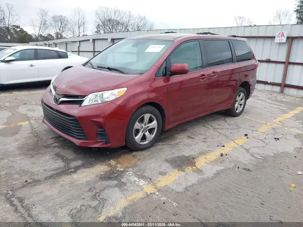5TDKZ3DC8LS057861 2020 TOYOTA SIENNA - Image 2