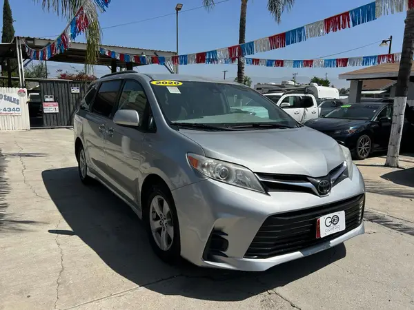 5TDKZ3DC8LS064793 2020 TOYOTA SIENNA - Image 1