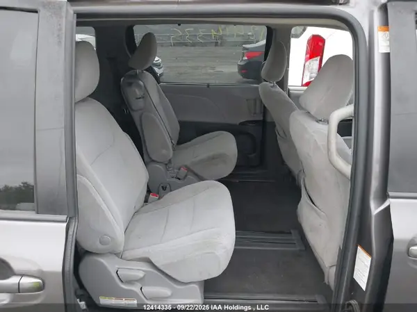 5TDKZ3DC8LS078435 2020 TOYOTA SIENNA - Image 8