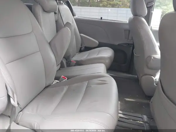 5TDKZ3DC8LS082887 2020 TOYOTA SIENNA - Image 8