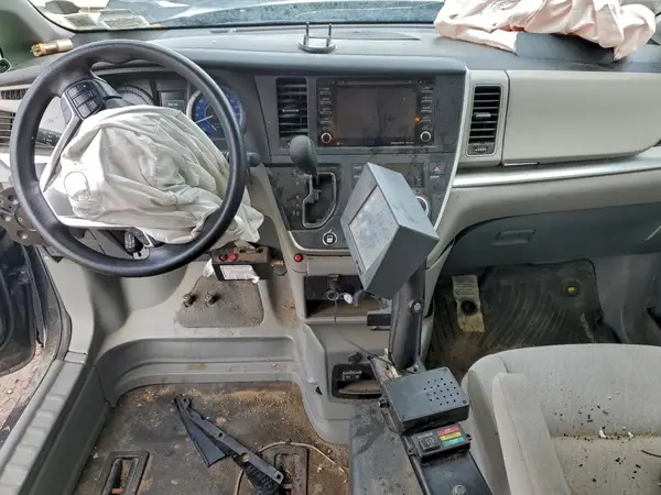 5TDKZ3DC8LS083408 2020 TOYOTA SIENNA - Image 8