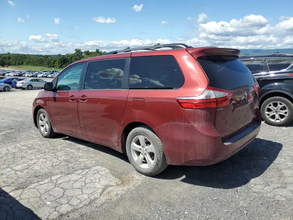 5TDKZ3DC9HS767861 2017 TOYOTA SIENNA - Image 2