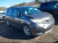 5TDKZ3DC9HS772056 2017 TOYOTA SIENNA
