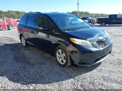 5TDKZ3DC9HS774759 2017 TOYOTA SIENNA
