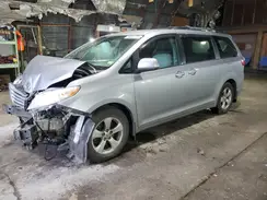 5TDKZ3DC9HS789021 2017 TOYOTA SIENNA