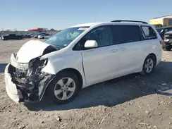 5TDKZ3DC9HS803743 2017 TOYOTA SIENNA