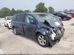5TDKZ3DC9HS804634 2017 TOYOTA SIENNA