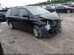 5TDKZ3DC9HS820316 2017 TOYOTA SIENNA