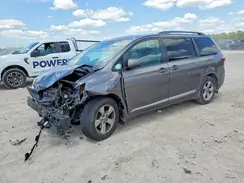 5TDKZ3DC9HS847340 2017 TOYOTA SIENNA