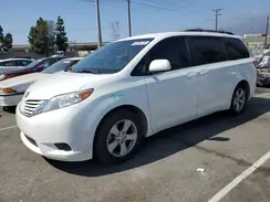 5TDKZ3DC9HS877101 2017 TOYOTA SIENNA