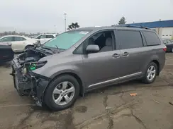 5TDKZ3DC9HS882895 2017 TOYOTA SIENNA