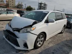 5TDKZ3DC9JS926772 2018 TOYOTA SIENNA