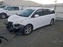5TDKZ3DC9KS013429 2019 TOYOTA SIENNA