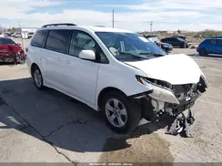5TDKZ3DC9KS983068 2019 TOYOTA SIENNA