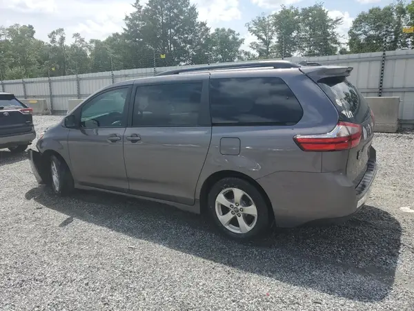 5TDKZ3DC9LS021225 2020 TOYOTA SIENNA - Image 2