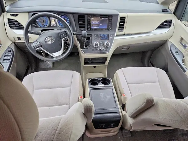 5TDKZ3DC9LS042074 2020 TOYOTA SIENNA - Image 8