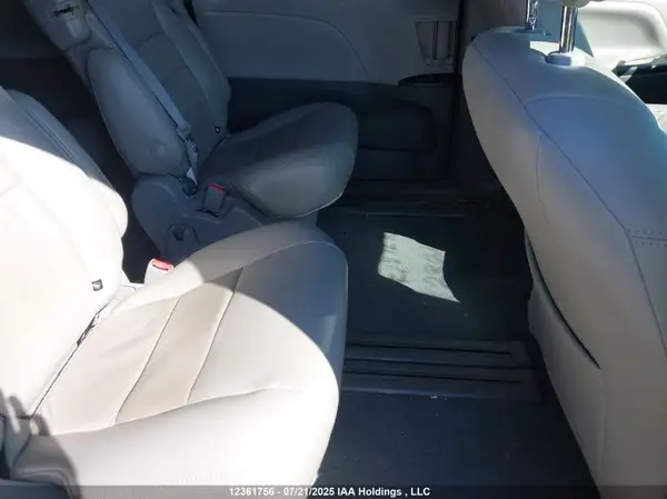 5TDKZ3DC9LS077066 2020 TOYOTA SIENNA - Image 8