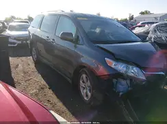 5TDKZ3DC9LS078282 2020 TOYOTA SIENNA