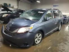 5TDKZ3DCXHS772647 2017 TOYOTA SIENNA