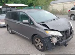 5TDKZ3DCXHS795474 2017 TOYOTA SIENNA