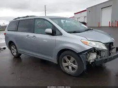 5TDKZ3DCXHS809583 2017 TOYOTA SIENNA