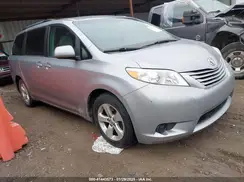 5TDKZ3DCXHS826545 2017 TOYOTA SIENNA