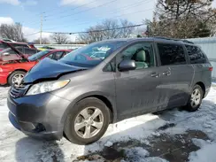 5TDKZ3DCXHS862994 2017 TOYOTA SIENNA