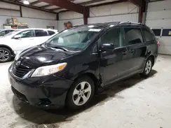 5TDKZ3DCXHS876538 2017 TOYOTA SIENNA