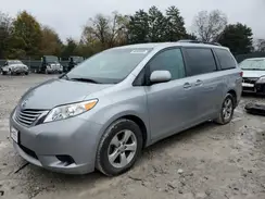 5TDKZ3DCXHS883151 2017 TOYOTA SIENNA