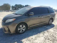 5TDKZ3DCXJS903114 2018 TOYOTA SIENNA