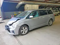 5TDKZ3DCXJS921127 2018 TOYOTA SIENNA