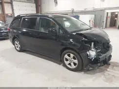 5TDKZ3DCXJS933018 2018 TOYOTA SIENNA
