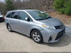 5TDKZ3DCXJS937540 2018 TOYOTA SIENNA