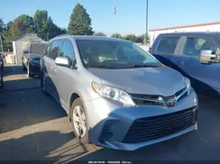 5TDKZ3DCXJS942060 2018 TOYOTA SIENNA