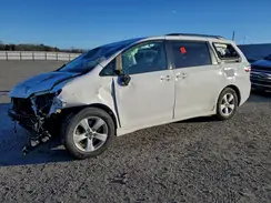 5TDKZ3DCXJS942592 2018 TOYOTA SIENNA