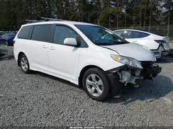 5TDKZ3DCXJS947338 2018 TOYOTA SIENNA