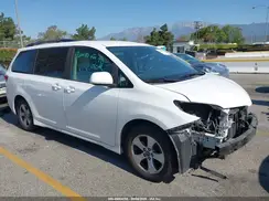 5TDKZ3DCXJS954645 2018 TOYOTA SIENNA