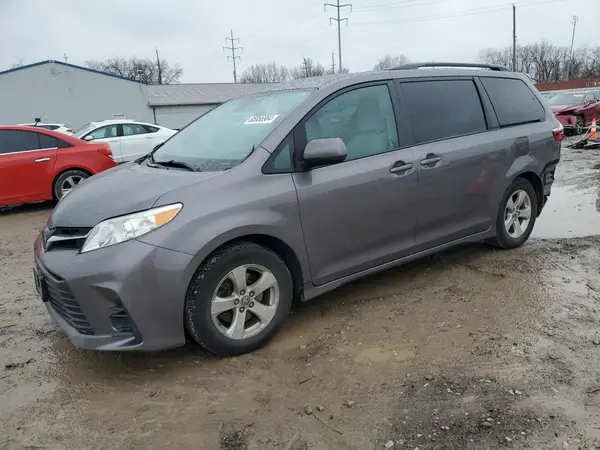 5TDKZ3DCXKS005503 2019 TOYOTA SIENNA - Image 1