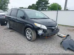 5TDKZ3DCXKS015626 2019 TOYOTA SIENNA