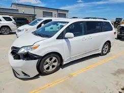 5TDKZ3DCXKS966313 2019 TOYOTA SIENNA