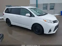 5TDKZ3DCXKS967610 2019 TOYOTA SIENNA